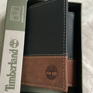 Timberland tri-fold wallet